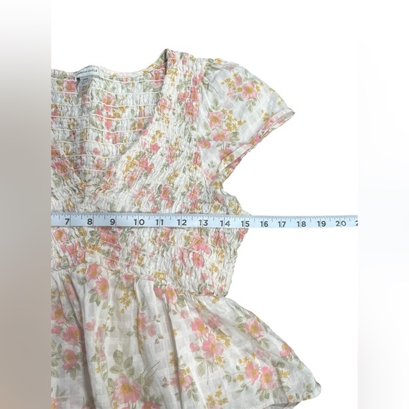 American Eagle Floral V-neck Smocked Peplum Cropped Top Small Women’s EUC - Picture 2 of 10